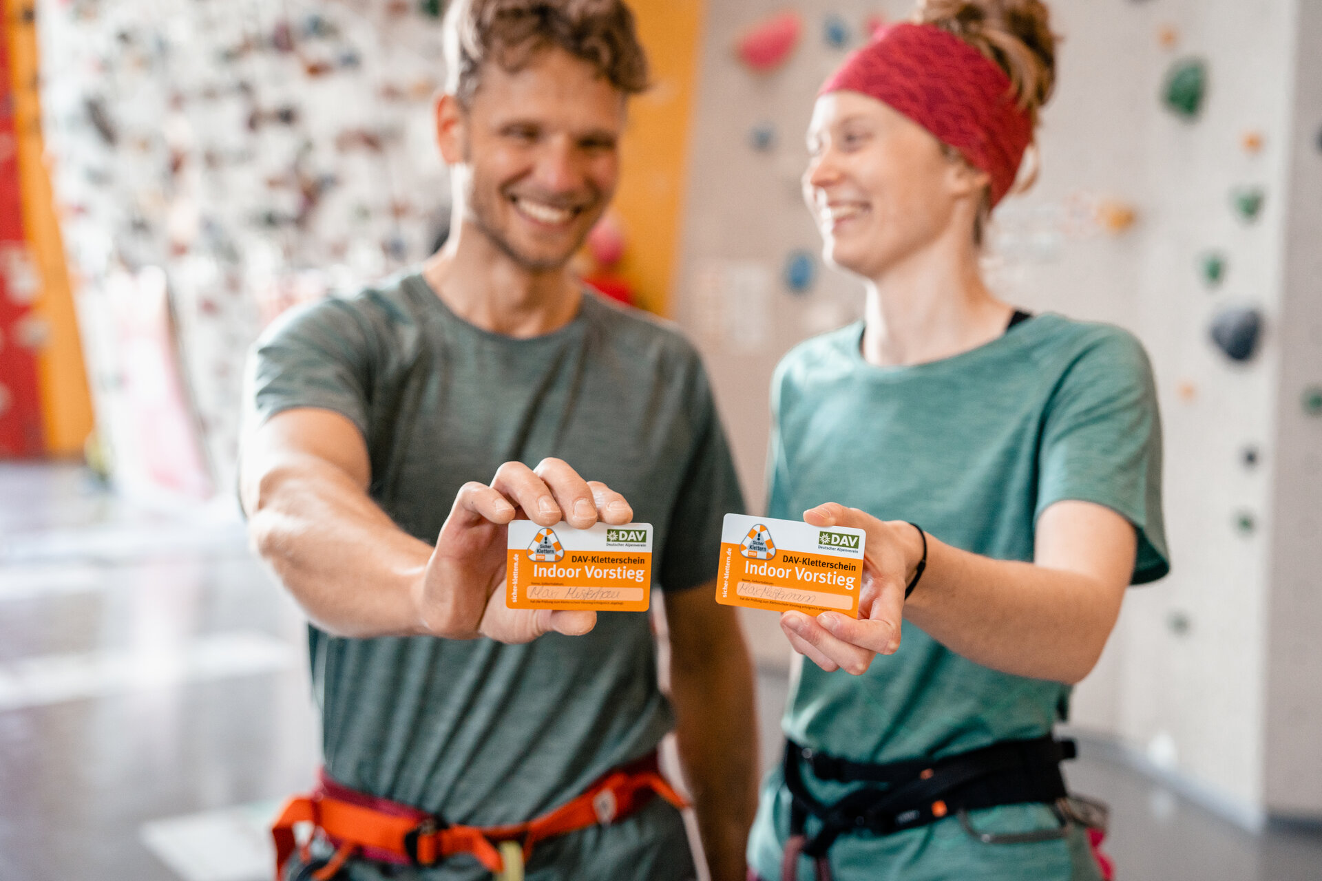 Boulder und Indoor-Klettern ist bei vielen DAV-Sektionen möglich | © DAV/Marisa Koch